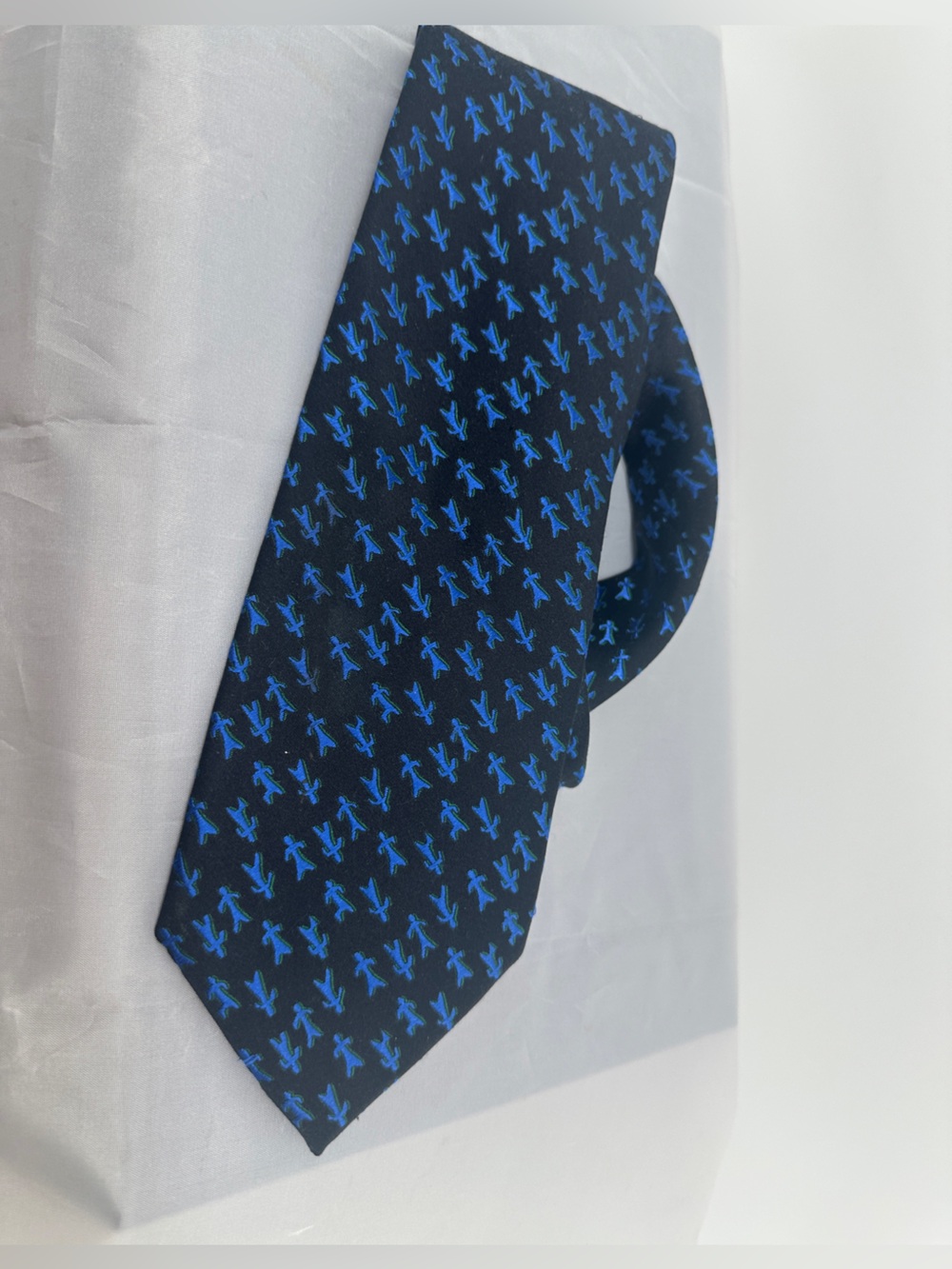 Charvet Place Vendome black and blue Men Blue Silk Jacquard tie